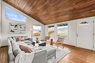 400 Fernwood Dr, Ashland, OR 97520 - Photo 5