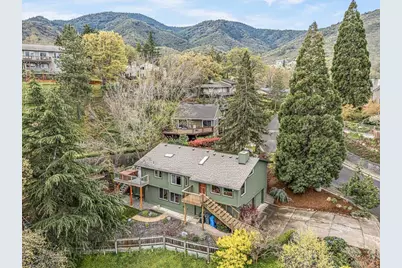 400 Fernwood Drive, Ashland, OR 97520 - Photo 49