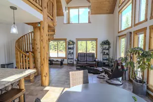 41650 Clover Creek Rd, Klamath Falls, OR 97601 - Photo 17