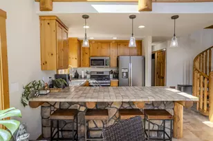41650 Clover Creek Rd, Klamath Falls, OR 97601 - Photo 23
