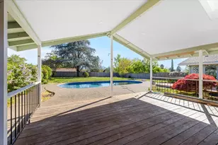 2384 Amaryllis St, Medford, OR 97504 - Photo 33