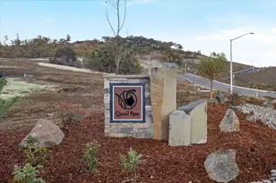 425 Quail Crossing, Eagle Point, OR 97524 - Photo 1