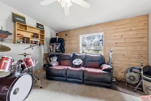 3828 NE 45th St, Redmond, OR 97756 - Photo 25