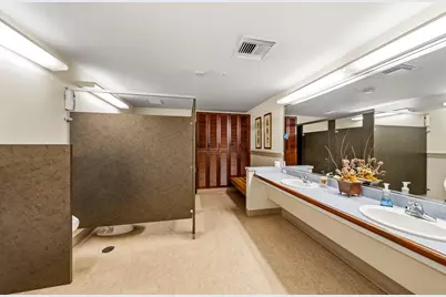 1501 E McAndrews Road, Medford, OR 97504 - Photo 37