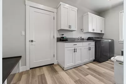 4637 SW Antelope Avenue, Redmond, OR 97756 - Photo 31