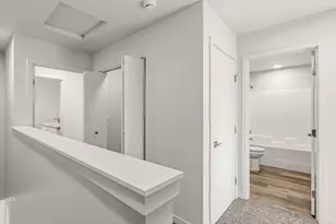 2028 Sunset Dr, Medford, OR 97501 - Photo 7