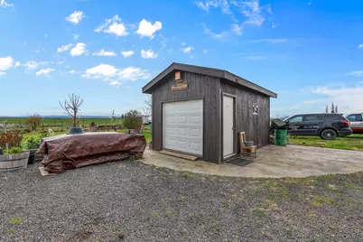 5191 NW Columbia Drive, Madras, OR 97741 - Photo 29