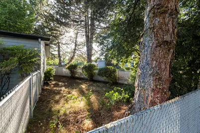 1010 Hemlock Lane, Grants Pass, OR 97527 - Photo 29