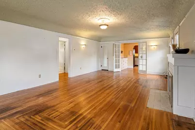 726 NW Birch Avenue, Redmond, OR 97756 - Photo 5