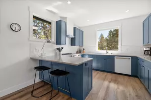 19896 Alderwood Cir, Bend, OR 97702 - Photo 63