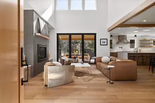 19896 Alderwood Cir, Bend, OR 97702 - Photo 7