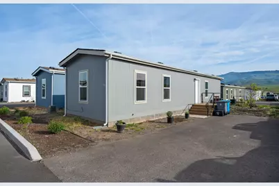 460 Arnos Street #27, Talent, OR 97540 - Photo 5