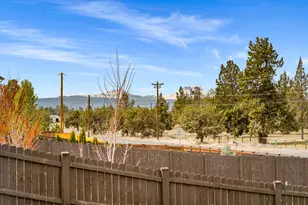 4485 SW Salmon Ave, Redmond, OR 97756 - Photo 37