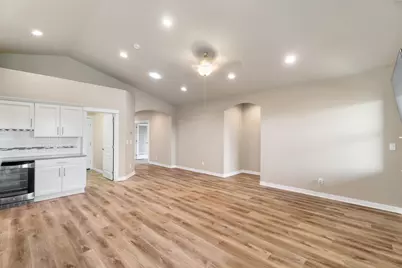 4485 SW Salmon Avenue, Redmond, OR 97756 - Photo 29