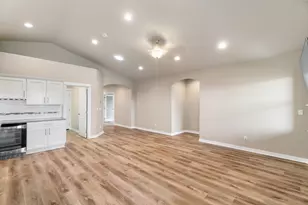4485 SW Salmon Ave, Redmond, OR 97756 - Photo 29