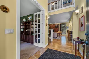 927 SE Briarwood Ct, Bend, OR 97702 - Photo 3