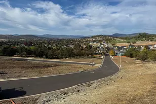 468 Pinnacle Ridge, Eagle Point, OR 97524 - Photo 1