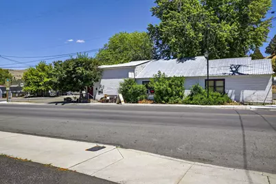 234 S Canyon Boulevard, John Day, OR 97845 - Photo 3