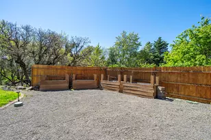 4289 Murryhill Ct, Medford, OR 97504 - Photo 23