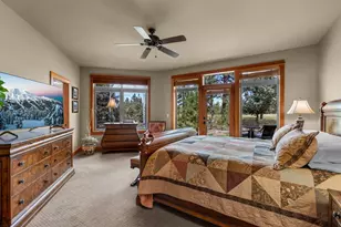 17010 Royal Coachman Dr, Sisters, OR 97759 - Photo 15