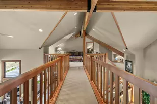 17010 Royal Coachman Dr, Sisters, OR 97759 - Photo 31