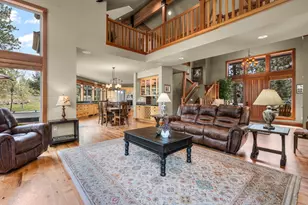 17010 Royal Coachman Dr, Sisters, OR 97759 - Photo 7