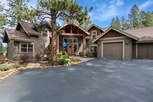 17010 Royal Coachman Dr, Sisters, OR 97759 - Photo 3