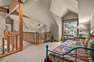 17010 Royal Coachman Dr, Sisters, OR 97759 - Photo 29