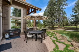 17010 Royal Coachman Dr, Sisters, OR 97759 - Photo 43