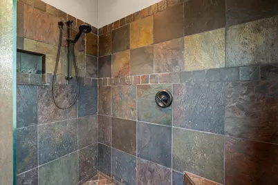 17010 Royal Coachman Drive, Sisters, OR 97759 - Photo 19