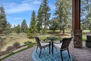 17010 Royal Coachman Dr, Sisters, OR 97759 - Photo 47