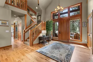 17010 Royal Coachman Dr, Sisters, OR 97759 - Photo 25