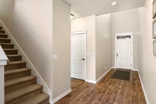 60411 Hedgewood Ln, Bend, OR 97702 - Photo 7