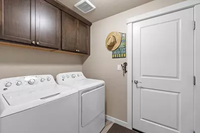 3591 Durst Street, Medford, OR 97504 - Photo 17