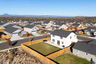 1592 NW Varnish Pl, Redmond, OR 97756 - Photo 57