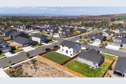 1592 NW Varnish Place, Redmond, OR 97756 - Photo 37