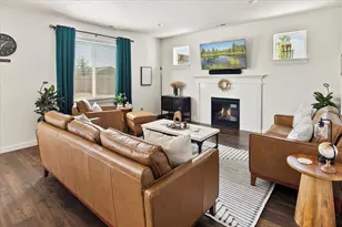 1592 NW Varnish Pl, Redmond, OR 97756 - Photo 9