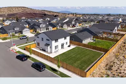 1592 NW Varnish Place, Redmond, OR 97756 - Photo 35