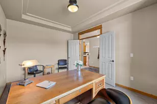 2546 NW 22nd St, Redmond, OR 97756 - Photo 9