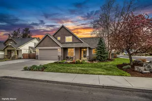 2546 NW 22nd St, Redmond, OR 97756 - Photo 1