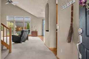 2546 NW 22nd St, Redmond, OR 97756 - Photo 7