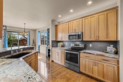 2546 NW 22nd Street, Redmond, OR 97756 - Photo 17