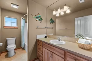 2546 NW 22nd St, Redmond, OR 97756 - Photo 35