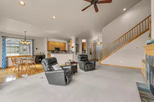 2546 NW 22nd St, Redmond, OR 97756 - Photo 31