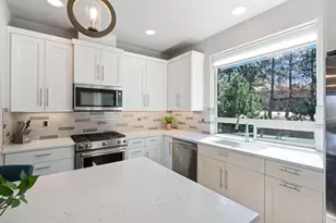 3051 NW Canyon Springs Pl, Bend, OR 97703 - Photo 21