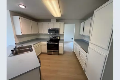 2014 NE Taylor Court, Bend, OR 97701 - Photo 7