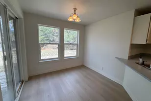 2014 NE Taylor Ct, Bend, OR 97701 - Photo 11