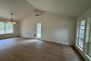 2014 NE Taylor Ct, Bend, OR 97701 - Photo 13