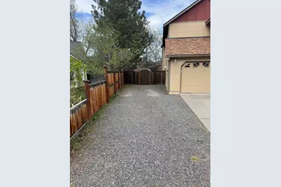 2014 NE Taylor Court, Bend, OR 97701 - Photo 3