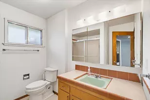 2764 Ruth Dr, Medford, OR 97504 - Photo 17